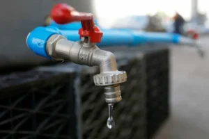 Continúa la distribución sectorizada de agua en Comodoro: así será el cronograma para el fin de semana