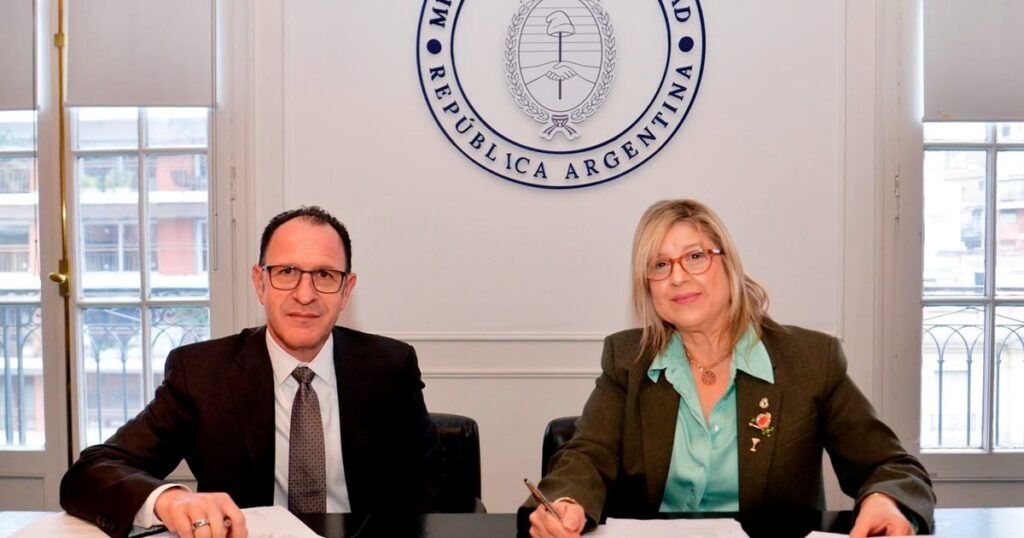 El Ministerio de Seguridad de la Nación y Uber firmaron un acuerdo para colaborar en la difusión de Alerta Sofía en Argentina