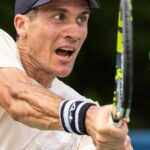 Utilice este título Facundo Bagnis aceptó una suspensión de un año por doping tras dar positivo en el US Open y cree en base a ese titulo original un titulo nuevo, preciso, comprensible y que no pierda relacion con el titulo original. Necesito que me devuelvas solo y nada mas que el titulo nuevo.