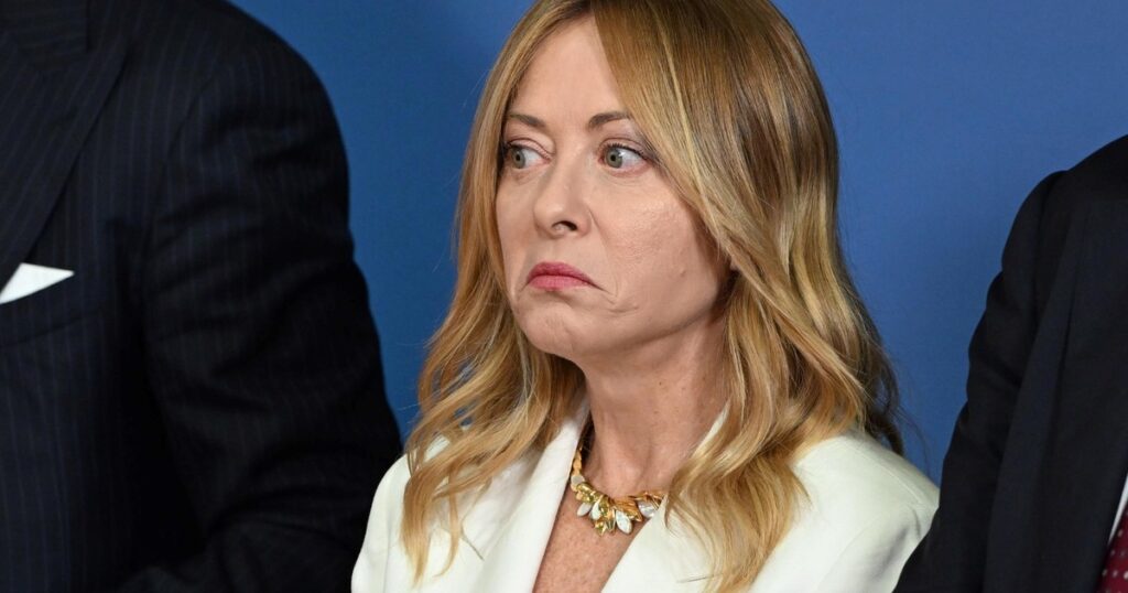 Italia suspende el espacio Schengen con España y cierra sus fronteras marítimas y aéreas