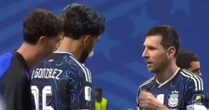 La charla de Messi y los jugadores de la Scaloneta cuando encontraron el "machete" de Pickford: dónde iba cada penal