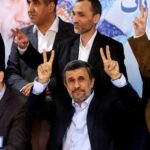 Utilice este título Revelan que Israel intentó reclutar como espía al iraní Mahmoud Ahmadinejad, que firmó el memorándum con Cristina Kirchner y cree en base a ese titulo original un titulo nuevo, preciso, comprensible y que no pierda relacion con el titulo original. Necesito que me devuelvas solo y nada mas que el titulo nuevo.
