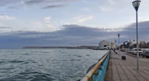 Viernes con cielo parcialmente nublado y máxima de 8°C en Comodoro Rivadavia