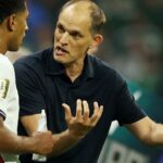 Utilice este título el cruce entre Tuchel y Bellingham dividió al país y cree en base a ese titulo original un titulo nuevo, preciso, comprensible y que no pierda relacion con el titulo original. Necesito que me devuelvas solo y nada mas que el titulo nuevo.