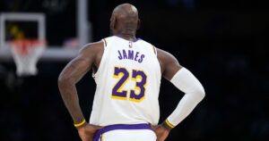 el impacto deportivo y económico de su llegada a los 76ers