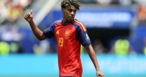 la final del Mundial enfrenta planteles separados por 413 millones de euros