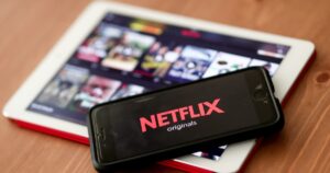 ¿por qué solo una plataforma de streaming permite descargar películas y series en notebooks?