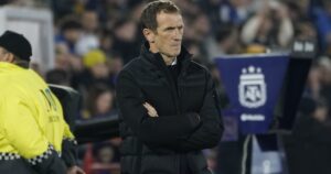 Boca visita a Recoleta en busca de los cuartos de final con una baja clave, pero podría debutar Valencia