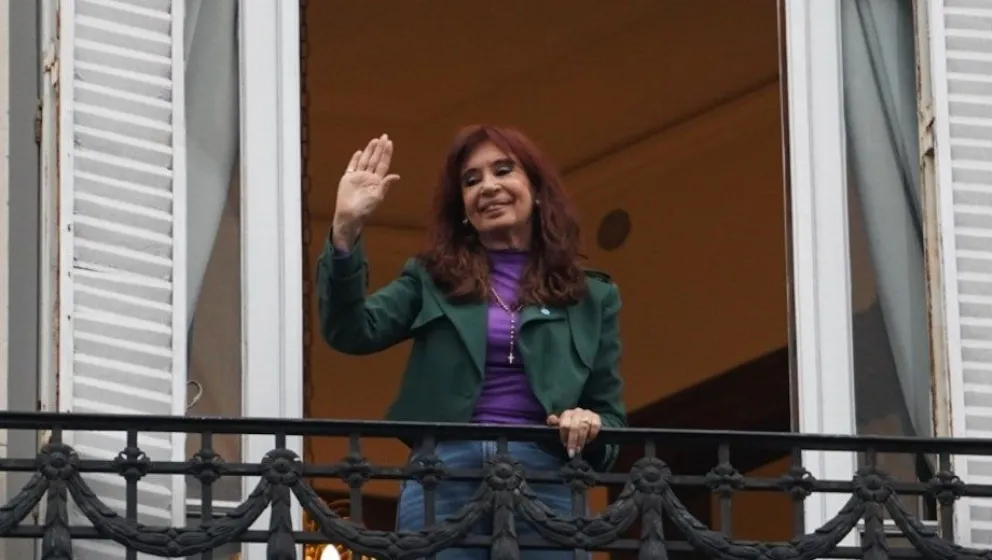 Causa Vialidad: oficializaron el embargo del departamento de Cristina Kirchner
