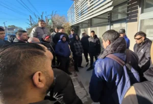 Choferes de colectivos aguardan el pago de sueldos, pero advierten que la deuda es amplia