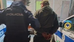 Detienen en Trelew a un hombre con pedido de captura vigente