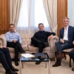 Utilice este título El PRO y La Libertad Avanza se reunieron en Casa Rosada y confirmaron que trabajan juntos hacia 2027 y cree en base a ese titulo original un titulo nuevo, preciso, comprensible y que no pierda relacion con el titulo original. Necesito que me devuelvas solo y nada mas que el titulo nuevo.