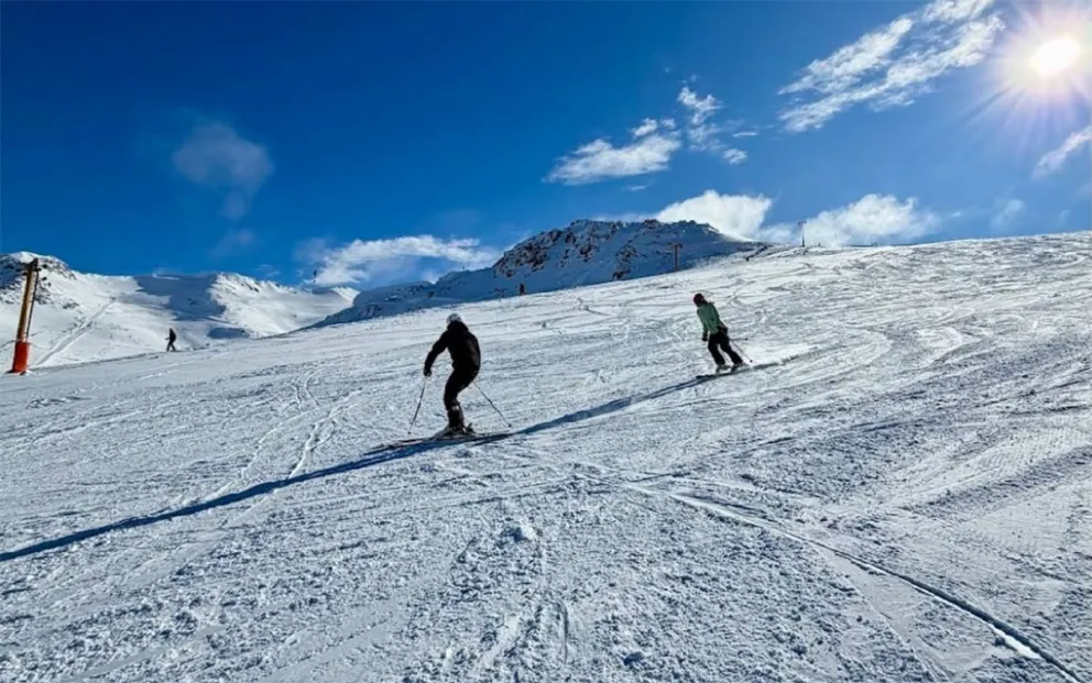 La Hoya realizó tareas de seguridad en la montaña y recomienda circular por las pistas habilitadas