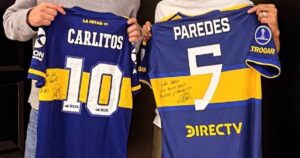 Paredes y Tevez, un encuentro entre dos ídolos de Boca con una historia detrás