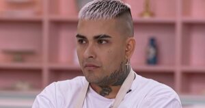 Quién es Callejero Fino, el cantante de RKT que fue detenido por llevar un arma y andaba en una camioneta sin patente