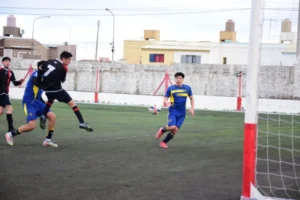 Roca debutó con un triunfo cerrado