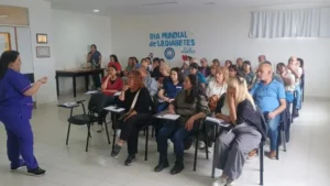 Taller gratuito sobre insulina y monitoreo de glucemia en Comodoro