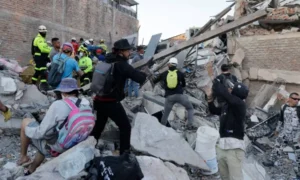 Ya son 240 los muertos y dictan toque de queda en algunas ciudades, tras el devastador terremoto que sacudió a Colombia