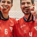 Utilice este título gritaron campeón con el club de sus amores, Villa Ballester, y le pusieron un broche de oro a su carrera en el handball y cree en base a ese titulo original un titulo nuevo, preciso, comprensible y que no pierda relacion con el titulo original. Necesito que me devuelvas solo y nada mas que el titulo nuevo.