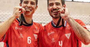 gritaron campeón con el club de sus amores, Villa Ballester, y le pusieron un broche de oro a su carrera en el handball