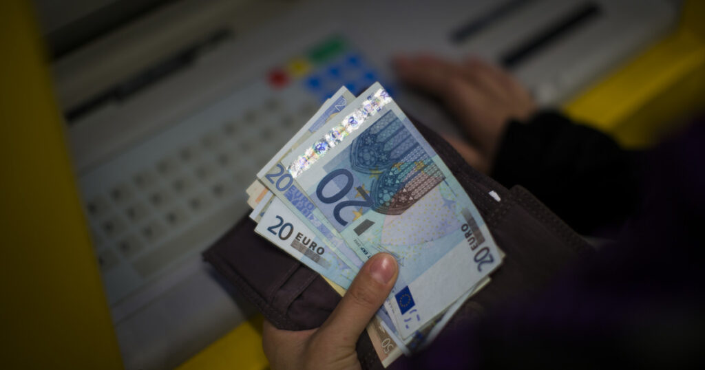 precio y cotización de la divisa este domingo 9 de agosto de 2026
