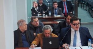 ¿Mensaje intimidatorio? Sugestiva aparición en Comodoro Py de un juez federal que está al borde del juicio político