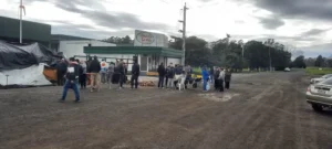 El impacto social de los despidos masivos en Granja Tres Arroyos sacude a Capitán Sarmiento