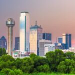 Utilice este título Es oficial | Dallas es la meca de los centros de datos, según un informe y cree en base a ese titulo original un titulo nuevo, preciso, comprensible y que no pierda relacion con el titulo original. Necesito que me devuelvas solo y nada mas que el titulo nuevo.