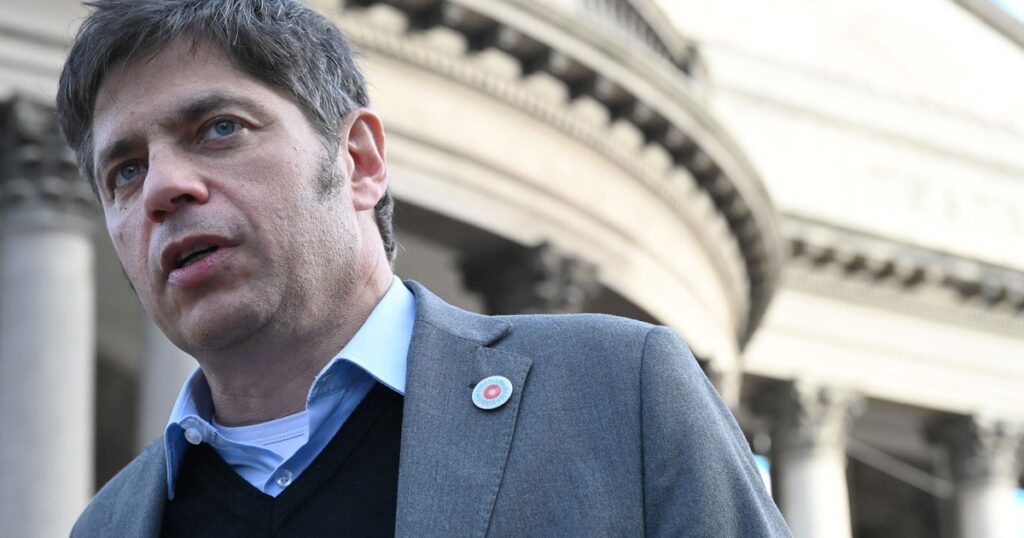 Kicillof va a Misiones para diferenciarse de Milei y prepara una demostración de fuerza interna