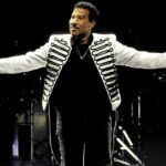 Utilice este título  Lionel Richie fue operado del corazón por una fibrilación auricular: qué dijo su representante y cree en base a ese titulo original un titulo nuevo, preciso, comprensible y que no pierda relacion con el titulo original. Necesito que me devuelvas solo y nada mas que el titulo nuevo.