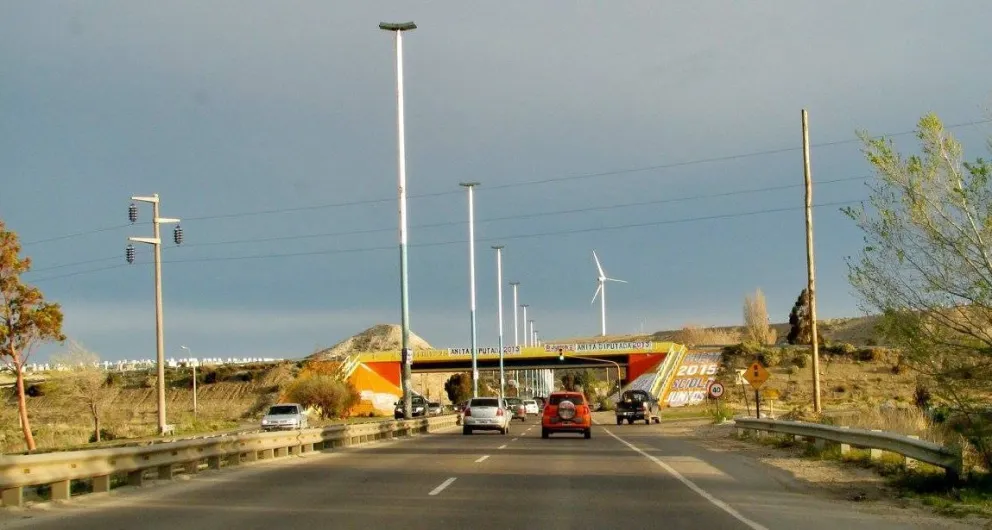 Para hoy cielo despejado, viento moderado y buena temperatura por la tarde
