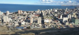 Se pronostica cielo nublado, mucho viento y una máxima de 13 grados para hoy