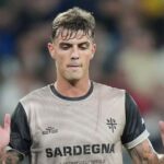 Utilice este título del gol para el Cagliari al supuesto positivo por alcohol tras un accidente de tránsito y cree en base a ese titulo original un titulo nuevo, preciso, comprensible y que no pierda relacion con el titulo original. Necesito que me devuelvas solo y nada mas que el titulo nuevo.