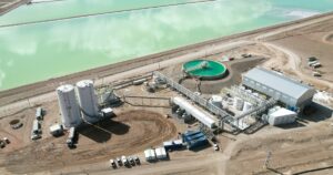 el litio cae, el cobre corrige y el oro intenta rebotar