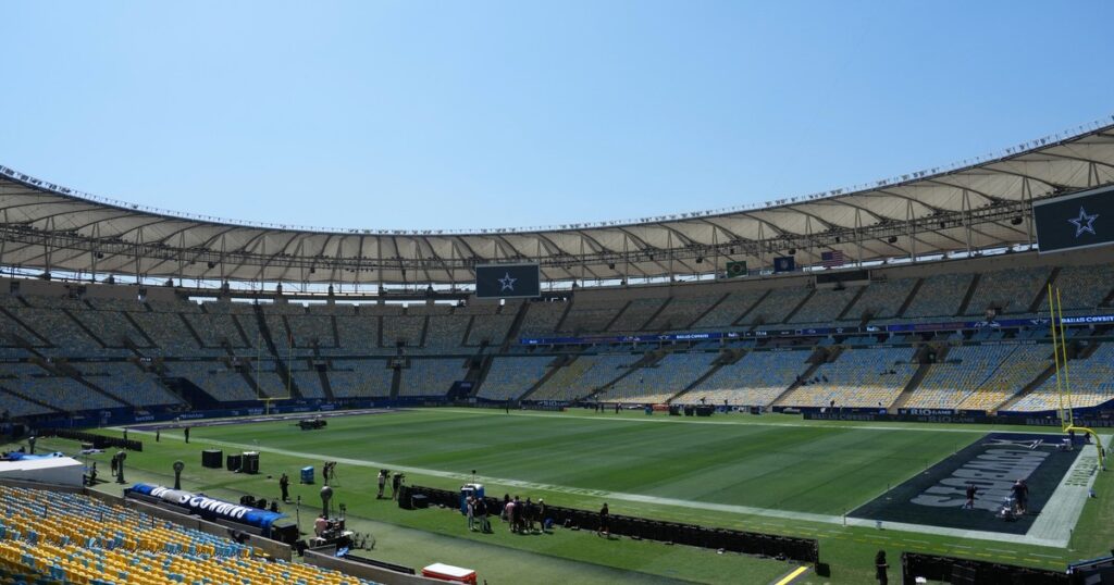el templo del fútbol recibe por primera vez un partido de fútbol americano