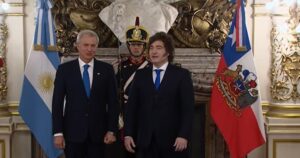 en medio de la polémica por el Estrecho de Magallanes, el Presidente viaja hoy a Chile para reunirse con su par José Kast