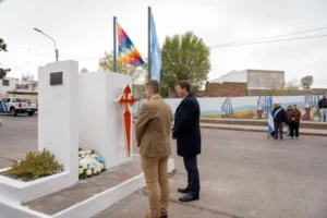 Biss reivindicó el legado de los pueblos originarios durante el acto por el 12 de octubre en Rawson
