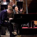 Utilice este título  Brahms, Strauss y una noche memorable y cree en base a ese titulo original un titulo nuevo, preciso, comprensible y que no pierda relacion con el titulo original. Necesito que me devuelvas solo y nada mas que el titulo nuevo.