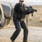 Utilice este título  Emily Blunt, Benicio del Toro y Josh Brolin vuelven a reunirse después de una década y cree en base a ese titulo original un titulo nuevo, preciso, comprensible y que no pierda relacion con el titulo original. Necesito que me devuelvas solo y nada mas que el titulo nuevo.