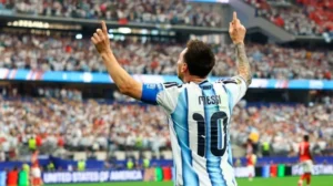 Las camisetas de Messi: goles, récords y copas por el Mundo
