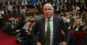 Lorenzetti defendió el fallo sobre la Ley de Tierras, criticó el "humo digital" de las redes y aseguró que la Corte no se deja presionar