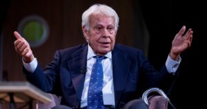 “Si visita España 15 veces más, es posible que gane Sánchez”