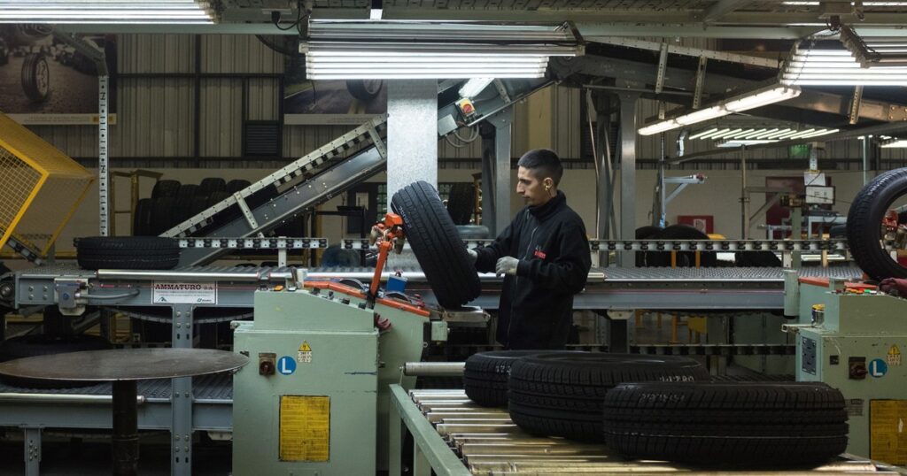 cierra una fábrica y se pierden 41 empleos por día en la provincia de Buenos Aires