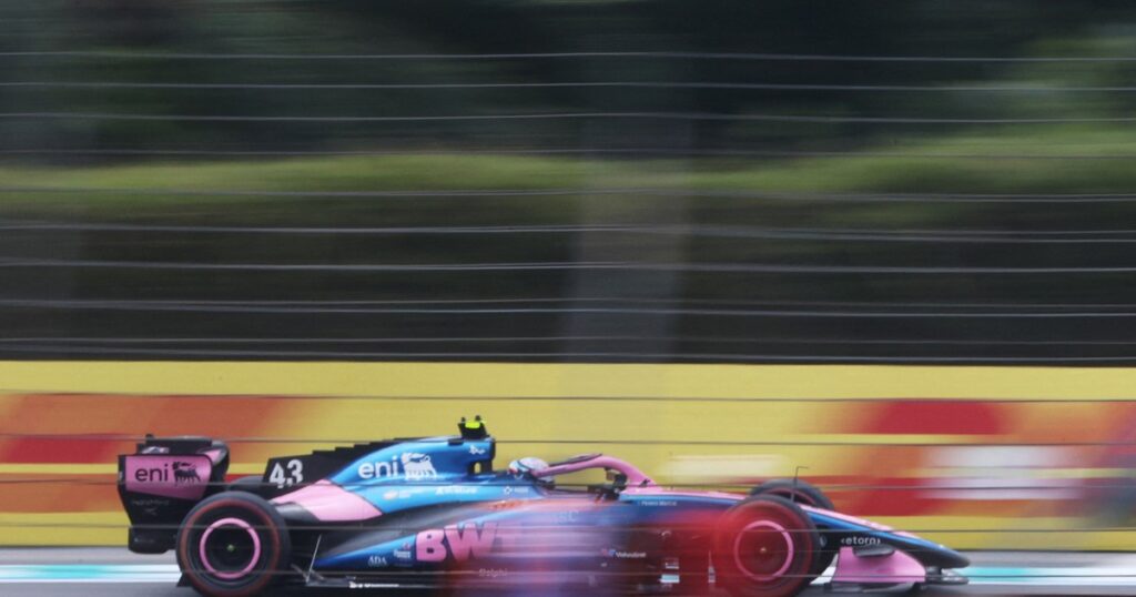 el plan de Alpine funcionó en la clasificación y Colapinto guarda un as bajo la manga para largar desde el fondo en Sepang