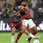 Utilice este título la protesta en el Maracaná que terminó con insultos a Lula y cree en base a ese titulo original un titulo nuevo, preciso, comprensible y que no pierda relacion con el titulo original. Necesito que me devuelvas solo y nada mas que el titulo nuevo.