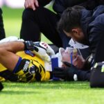 Utilice este título un fuerte choque lo mandó al hospital durante el partido entre Chelsea y Everton y cree en base a ese titulo original un titulo nuevo, preciso, comprensible y que no pierda relacion con el titulo original. Necesito que me devuelvas solo y nada mas que el titulo nuevo.