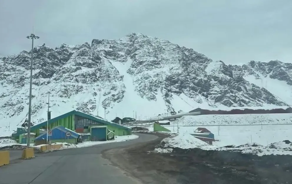 ¡Atención viajeros! Cierran el Paso Cristo Redentor por temporal en Alta Montaña y hay horarios clave para evitar quedar varados